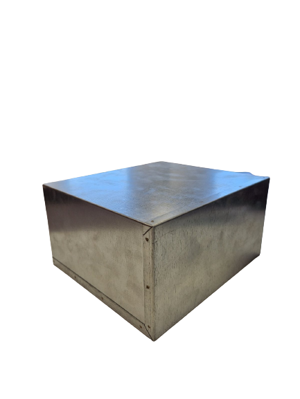 Metalinė dėžutė vėdinimo grotelėms 2x75, universali