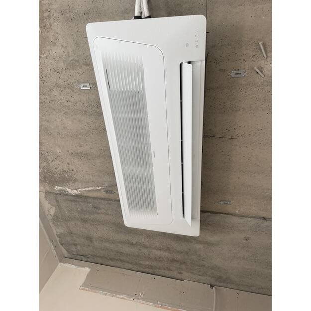 SAMSUNG BEVĖJĖS Windfree™ S2 vienkryptės kasetės tipo 2.6/2.9 kW oro kondicionieriaus Multi split vidinis blokas – 5